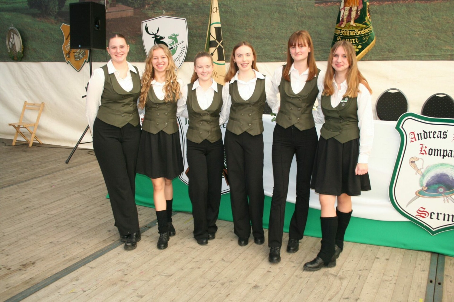 Jungschützen & Jungschützinnen – Gruppenfoto